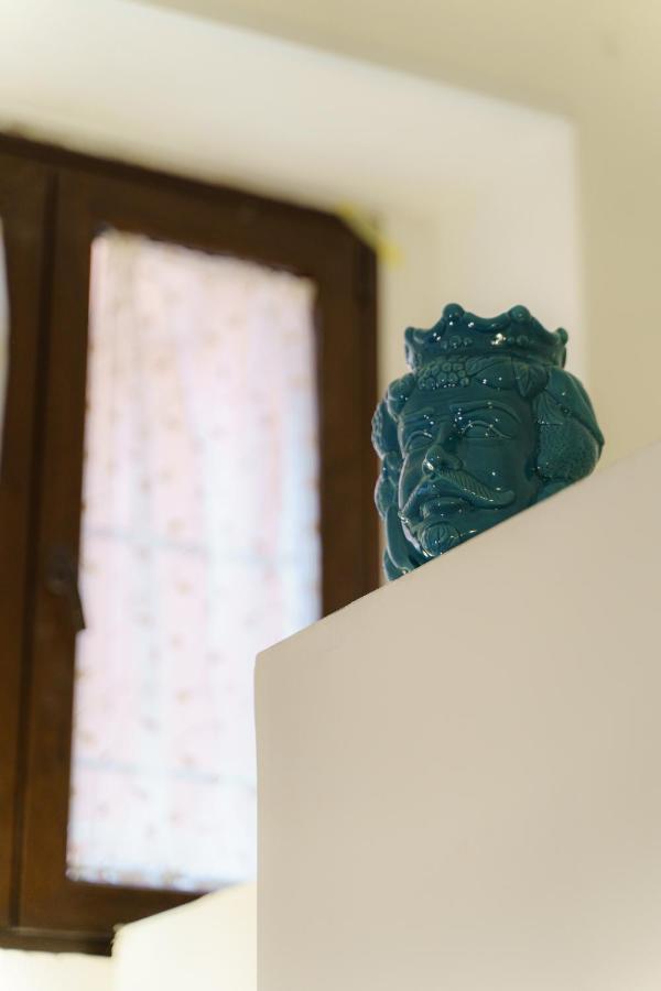 Casta Diva Holiday Rooms Catania Luaran gambar