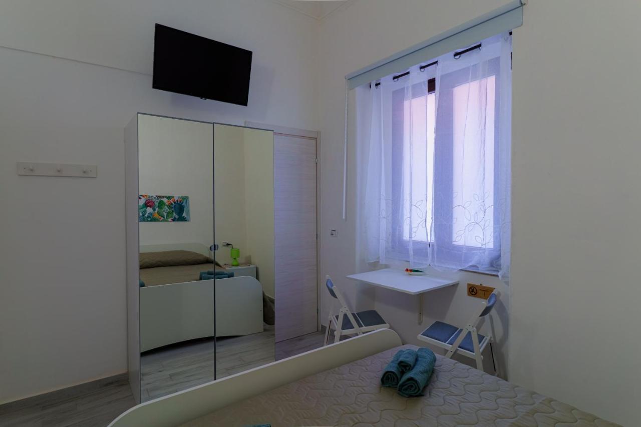 Casta Diva Holiday Rooms Catania Luaran gambar
