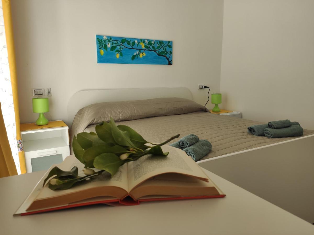 Casta Diva Holiday Rooms Catania Luaran gambar