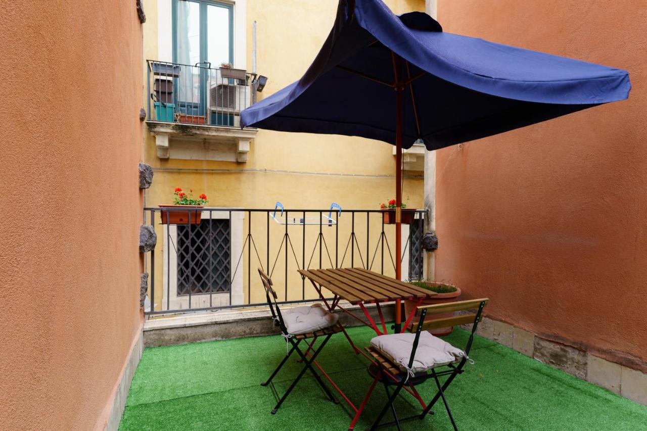Casta Diva Holiday Rooms Catania Luaran gambar
