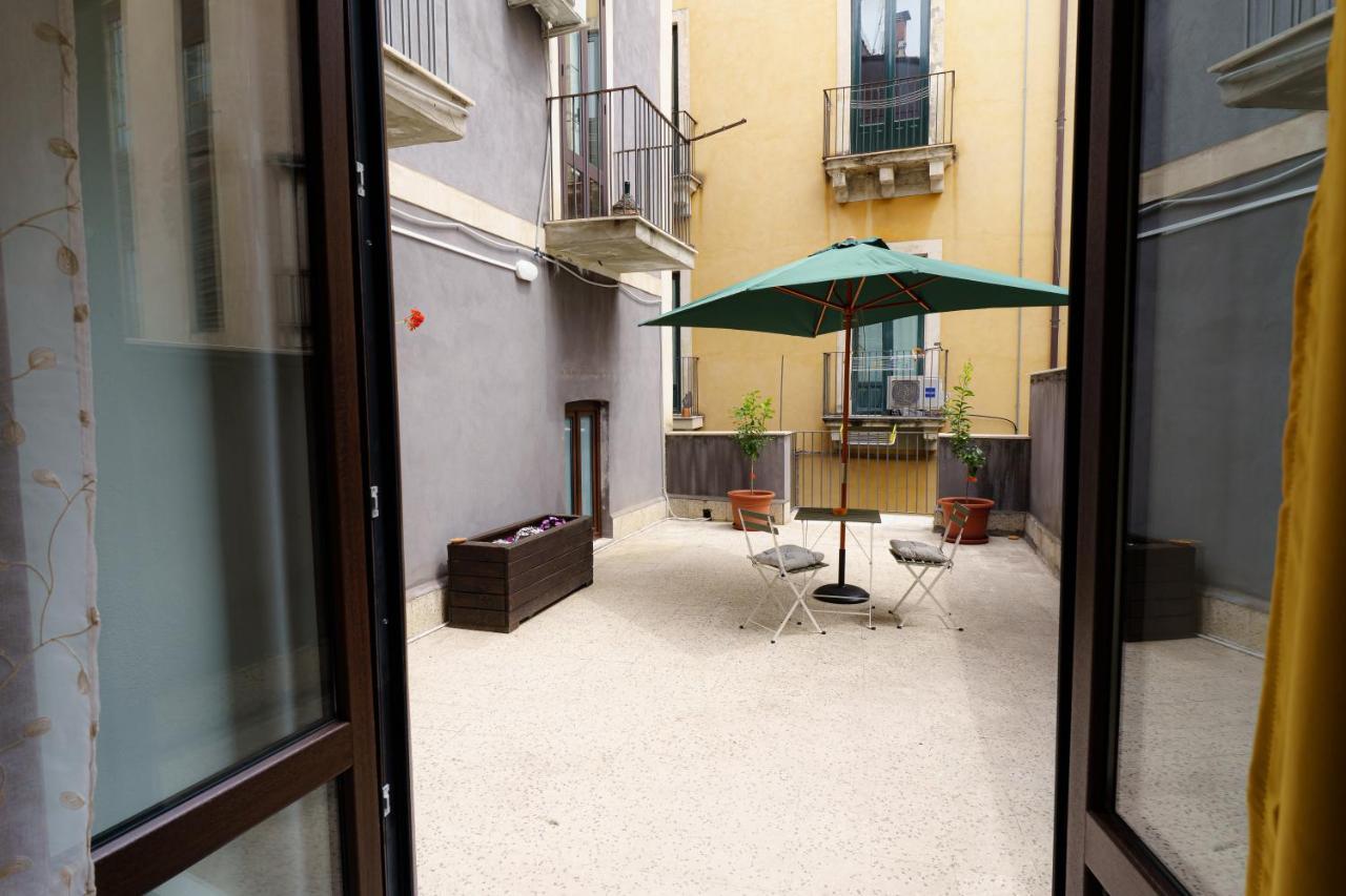 Casta Diva Holiday Rooms Catania Luaran gambar