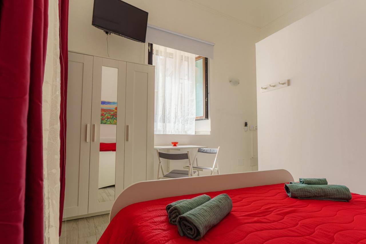 Casta Diva Holiday Rooms Catania Luaran gambar