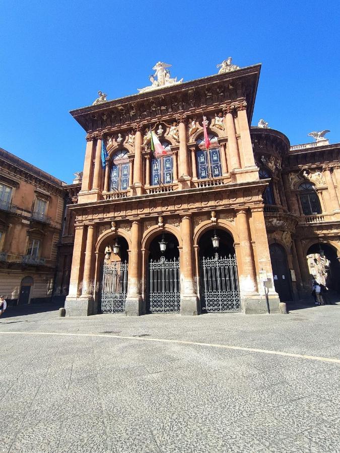 Casta Diva Holiday Rooms Catania Luaran gambar